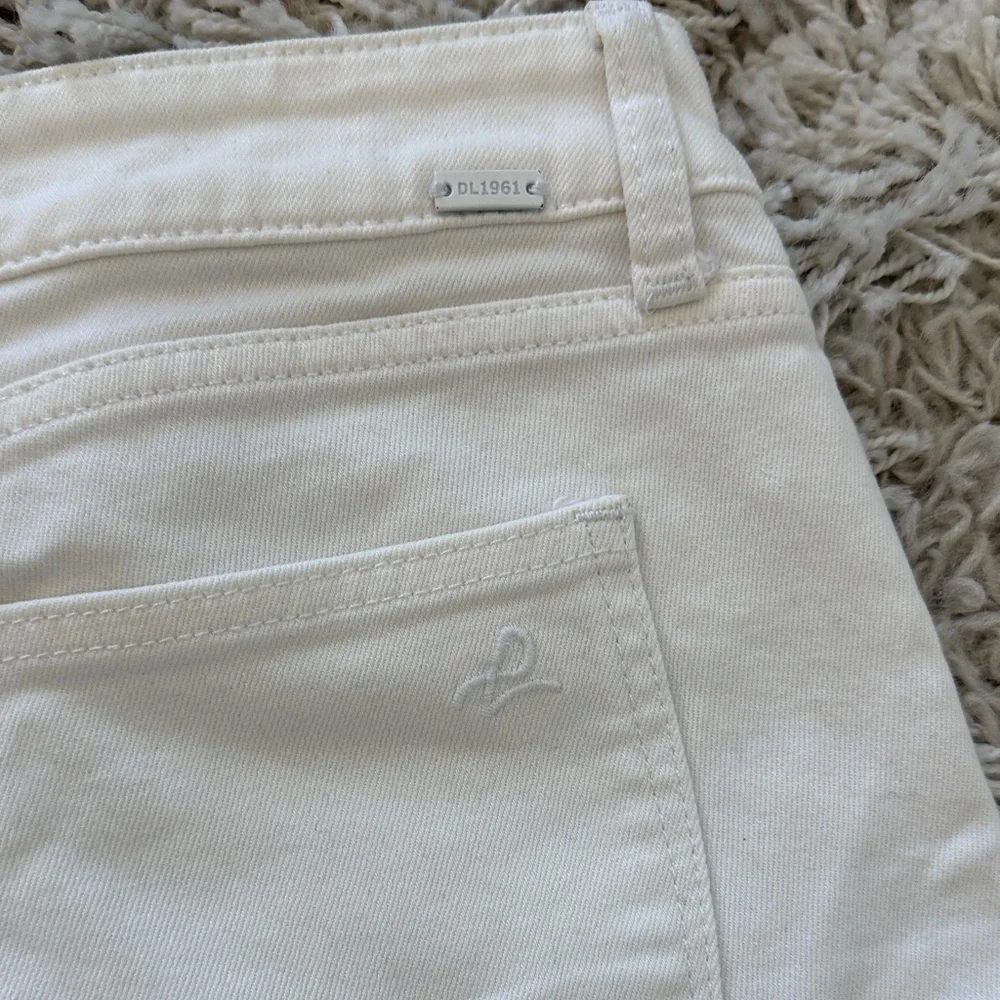 DL1961 Karlie Boyfriend Denim Shorts White - Picture 3 of 4